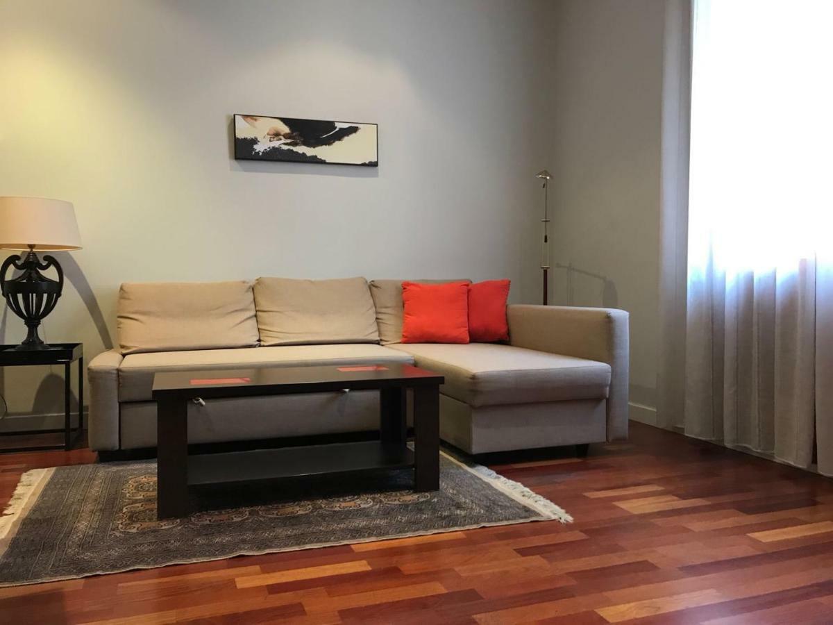 Vtz El Balcon De Rey Alfonso II Appartement Zaragoza Buitenkant foto